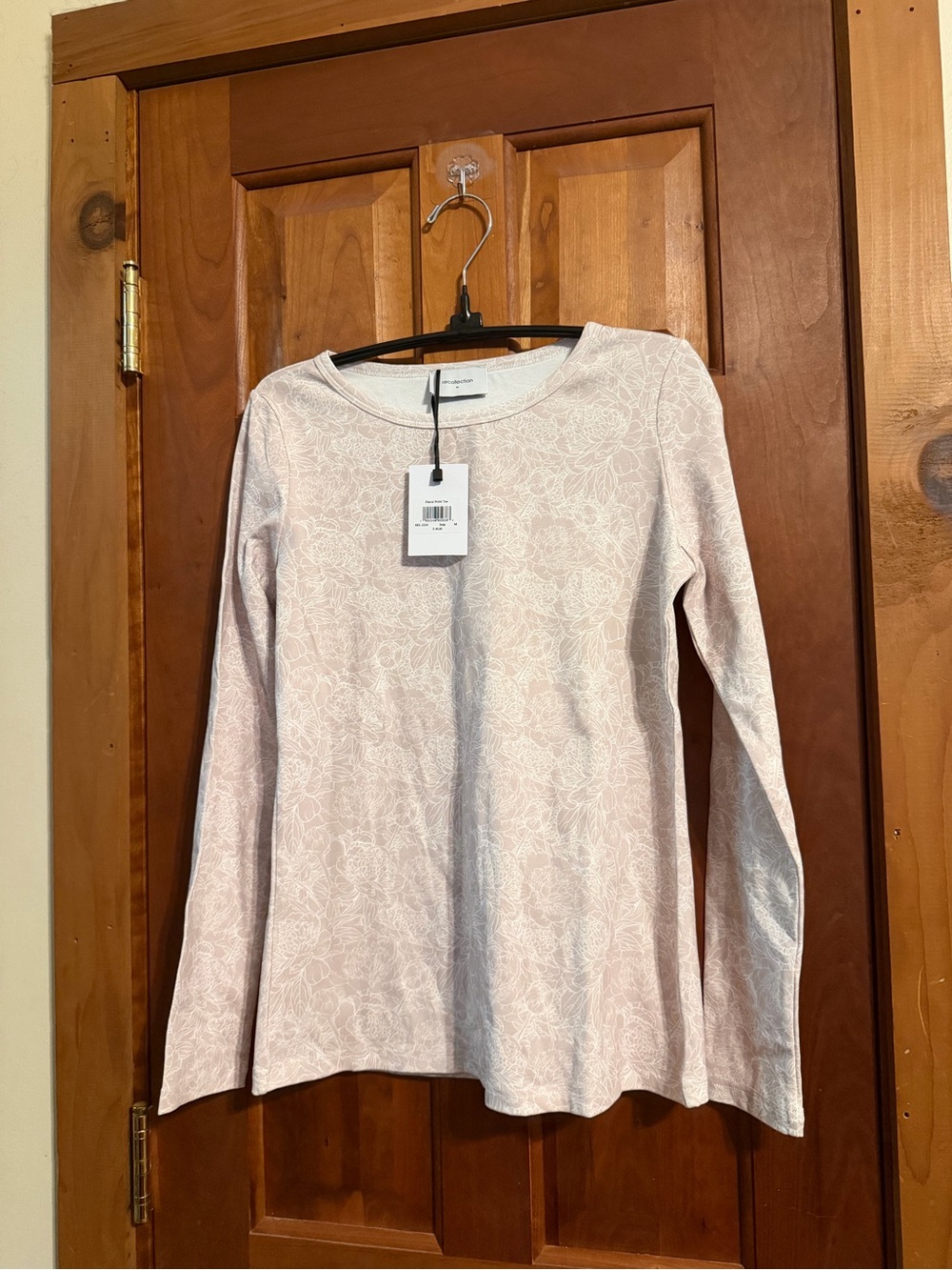 Women's Long-Sleeve Crewneck Top - Light Tan Floral